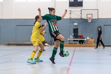 Bild 412 - C-Juniorinnen 3 Loewinnen Cup